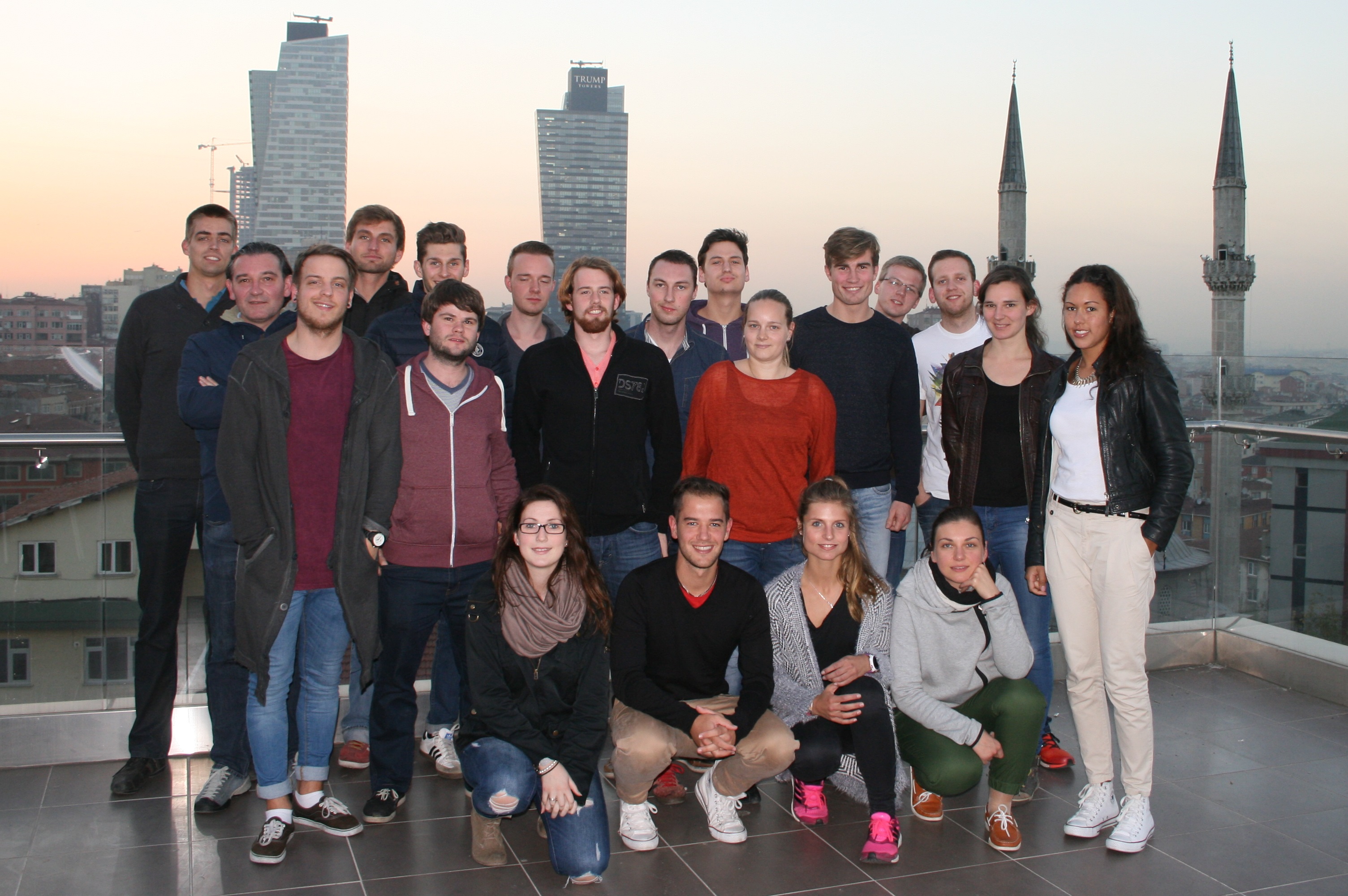 Gruppenbild Skyline Istanbul_zugeschnitten