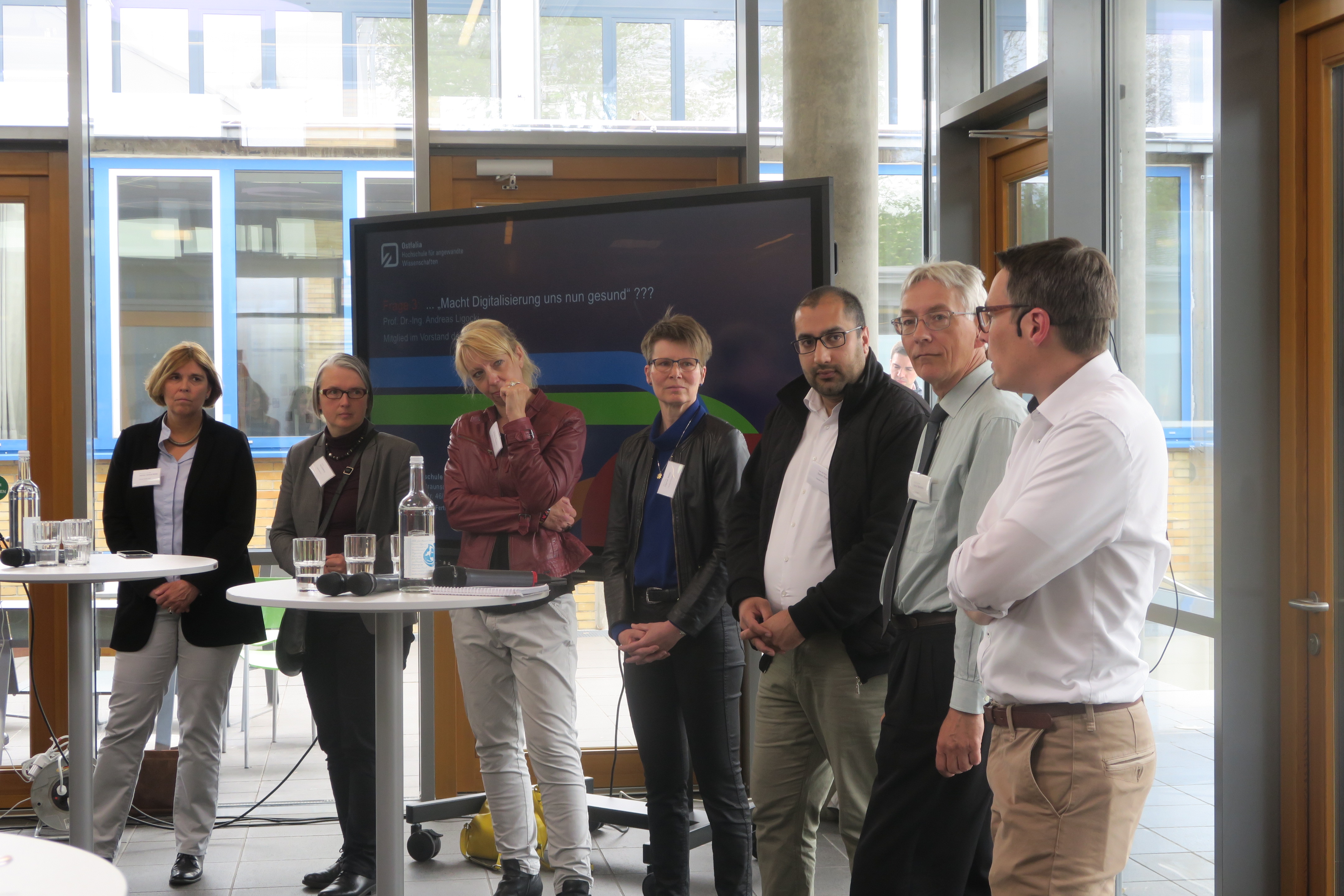 TeilnehmerInnen der Fishbowl-Diskussion