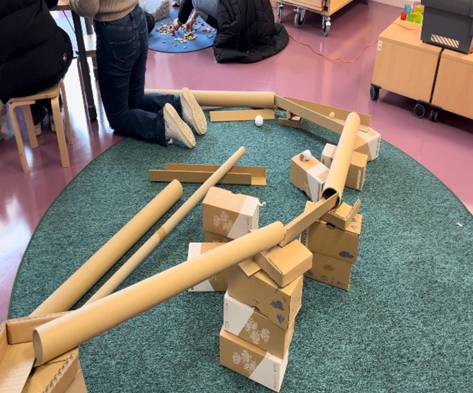 Bild1_Murmelbahn
