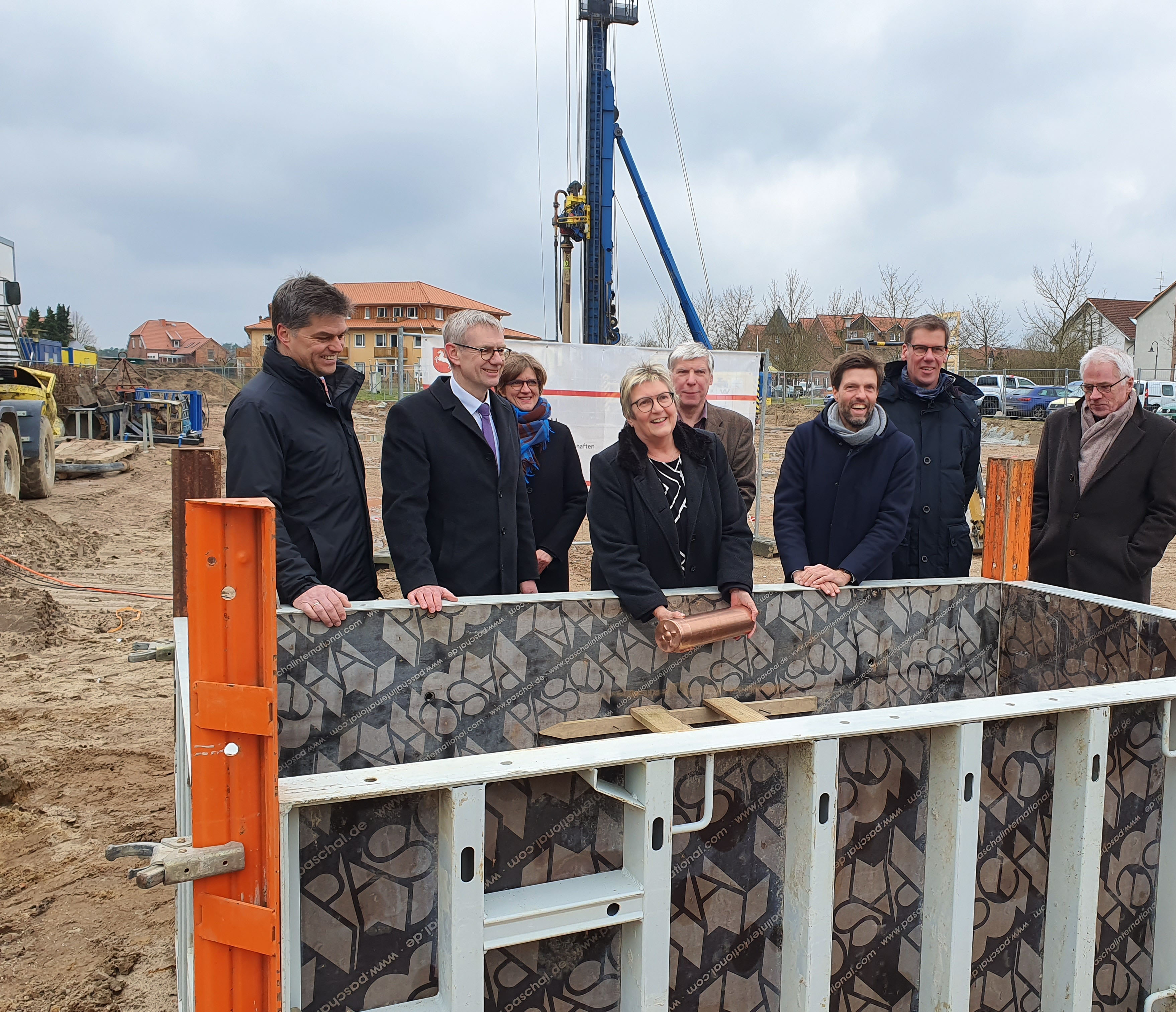 Pressefoto_GrundsteinlegungSuderburg