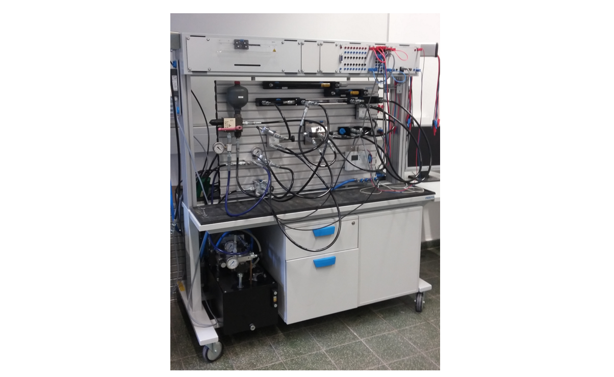 Vermessung und Systemaufbauten der Hydraulik