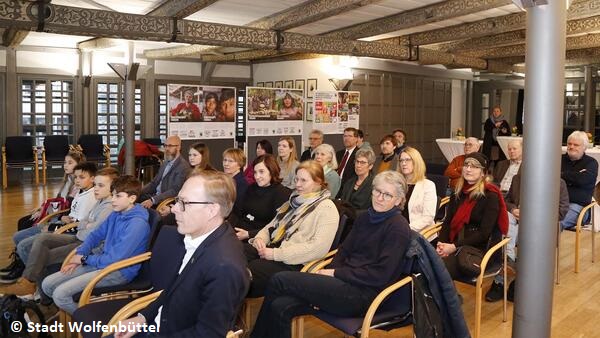 Feierstunde im Rathaus mit dem Steuerungskreis Fairtrade