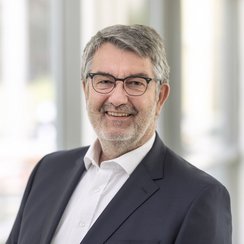 Dipl.-Ing. Volker Küch M.A.