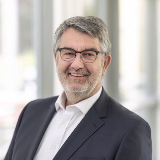 Dipl.-Ing. Volker Küch M.A.