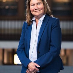 Prof. Dr. oec. Carmen Kissling