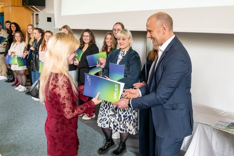 Abschlussfeier 2024 (öffnet Vergrößerung des Bildes)