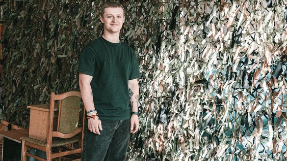 Ostfalia-Student Felix Warsawa arbeitet in der vorlesungsfreien Zeit weiter an seinem Dokumentarfilm über den Kriegsalltag in der Ukraine.