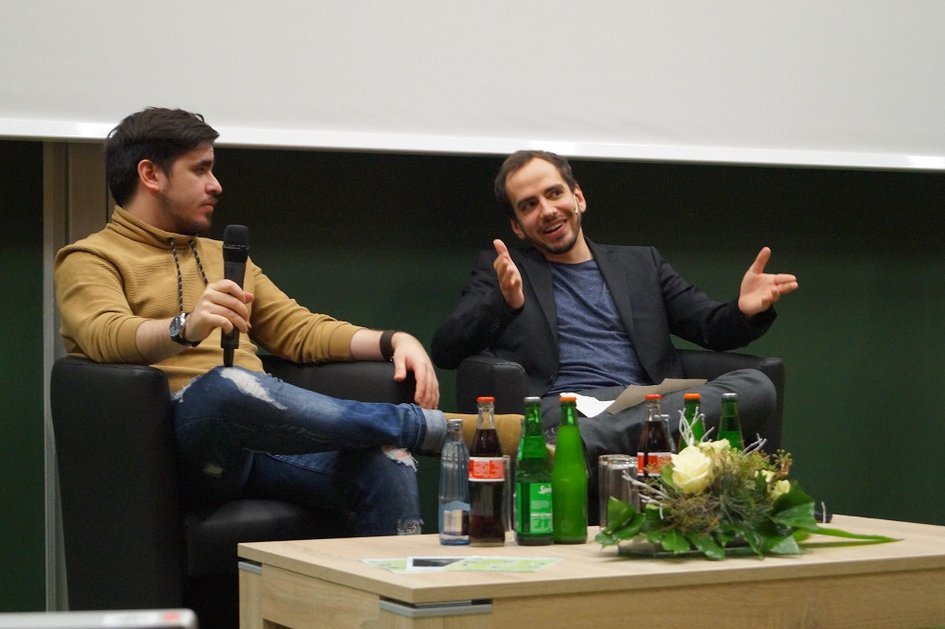 G2 eSports Headcoach Fabian „GrabbZ“ Lohmann und eSports-Experte Jona "Just Johnny" Schmitt im Gespräch
