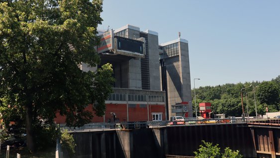 Doppelschiffshebewerk Scharnebeck bei Lüneburg 
