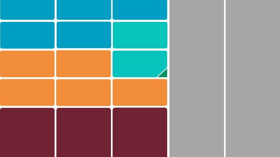 Studierende sitzen am Standort "Am Exer" auf einer Mauer. Der Standort gehört zum Campus Wolfenbüttel der Ostfalia Hochschule.