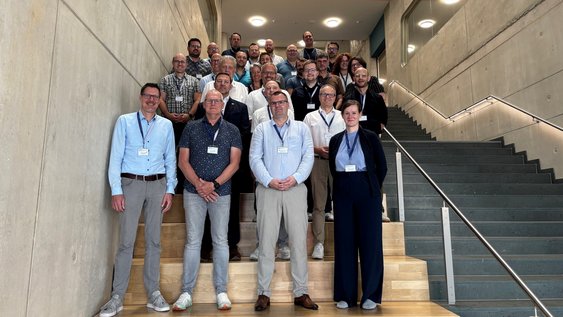 Gruppenbild der Teilnehmenden an der Expert:innenkonferenz 