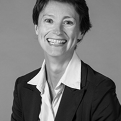 Professor Dr. Monika Kriewald