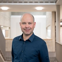 Prof. Michael Lichtblau 