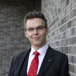 Prof. Dr. Holger Dörr