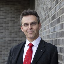 Prof. Dr. Holger Dörr 