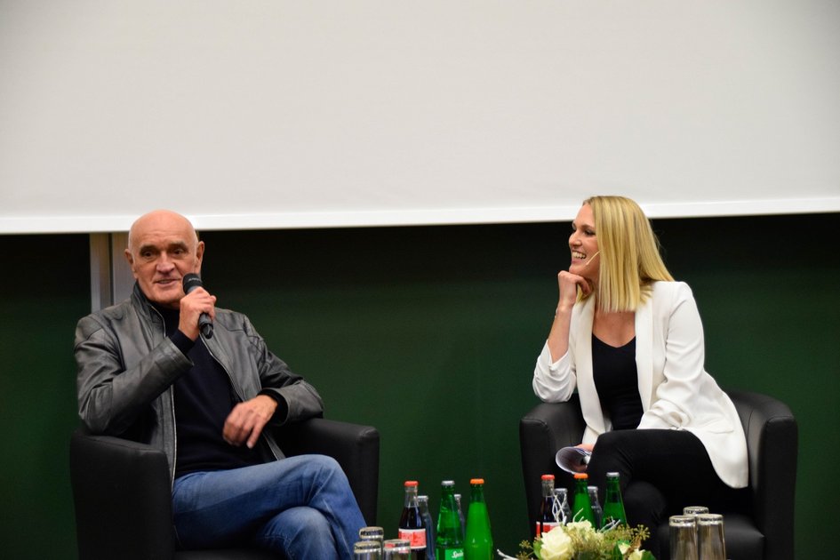 Martin Kind und Ruth Hofmann im Gespräch
