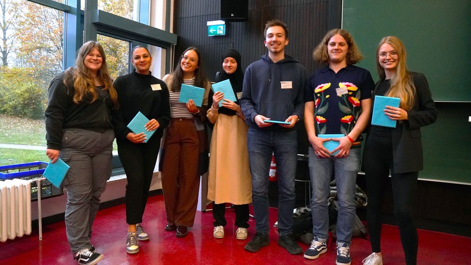 Die studentischen Teamer*innen der Ostfalia Hochschule beim Uelzener Forum 2025. 