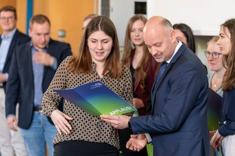 Abschlussfeier 2024 (öffnet Vergrößerung des Bildes)