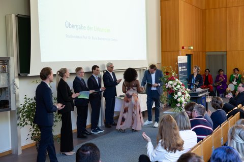 Abschlussfeier 2026 an der Ostfalia am Campus Salzgitter (öffnet Vergrößerung des Bildes)