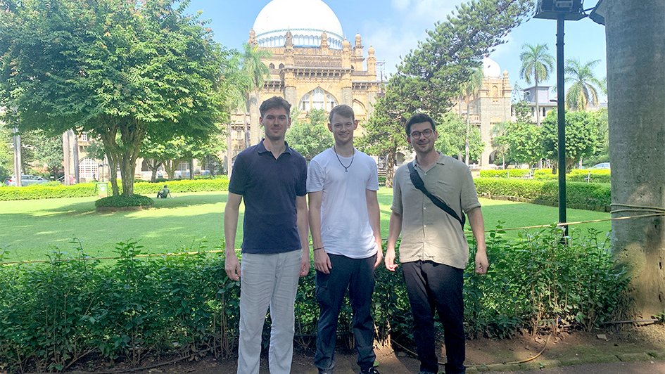 The three BELS students in front of the Chhatrapati Shivaji Maharaj Vastu Sangrahalaya, a museum in Mumbai, India