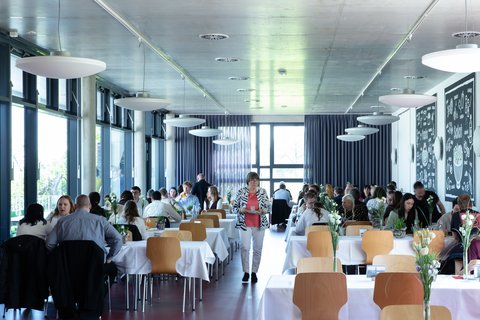 Abschlussfeier 2026 an der Ostfalia am Campus Salzgitter (öffnet Vergrößerung des Bildes)