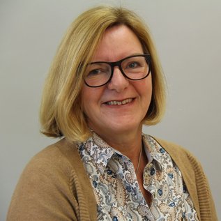 Dipl.-Soz. Päd./Soz. Arb. Bettina Denecke