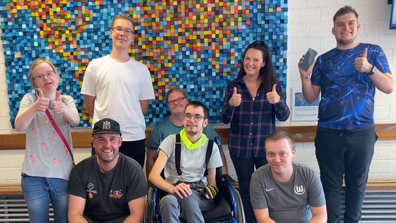 Gruppenfoto aller Beteiligten der Companion App