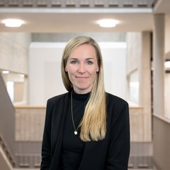 B. A. Sandra Hämmerli