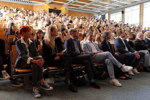 Abschlussfeier 2026 an der Ostfalia am Campus Salzgitter (öffnet Vergrößerung des Bildes)
