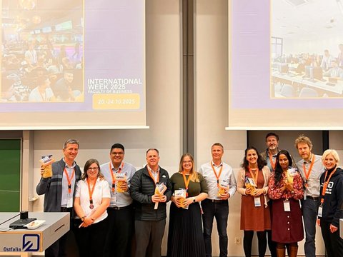 Verabschiedung der Gäste bei der 11. Internationalen Woche am Campus Wolfsburg der Ostfalia Hochschule. (öffnet Vergrößerung des Bildes)