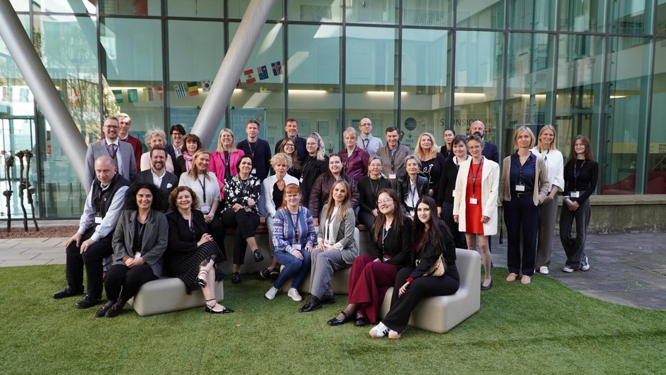 Gruppenfoto aller Teilnehmenden der International Week vom International Office der Hochschule Burgenland. 