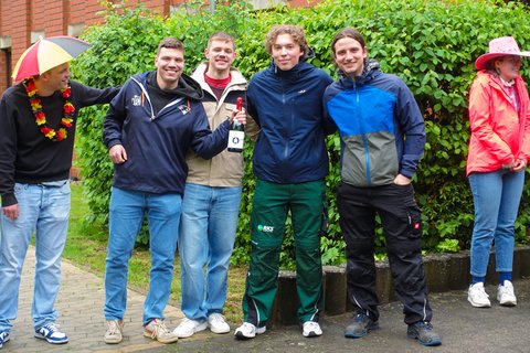 Gruppenbild von Studierenden beim Gladiatrohr 2026 (öffnet Vergrößerung des Bildes)