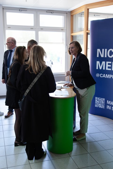 Abschlussfeier 2026 an der Ostfalia am Campus Salzgitter (öffnet Vergrößerung des Bildes)