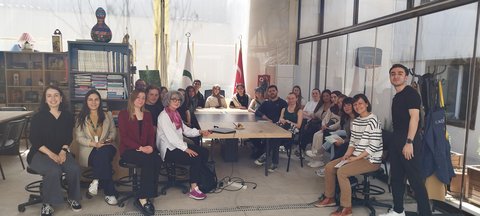 Unsere Exkursionsgruppe zu Gast in der Abteilung Soziale Arbeit (öffnet Vergrößerung des Bildes)