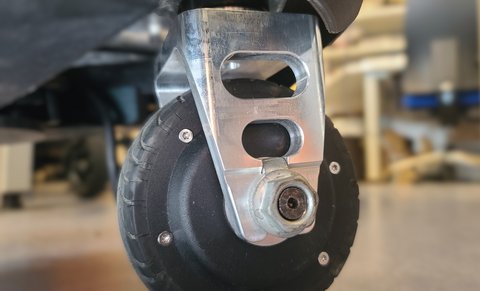 Halterung für die Lenkung im neuen Roboter 2. Version "iMARS_lite"Fak. Maschinenbau - IMECDr. Balan (öffnet Vergrößerung des Bildes)