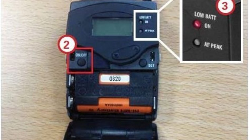 Abbildung SK300 Mikrofonsender geöffnet