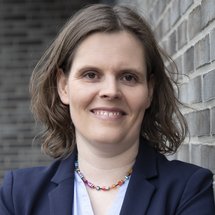 Prof. Dr. Corinna Klapproth 