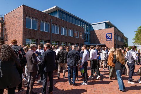 Abschlussfeier 2025 an der Ostfalia am Campus Salzgitter (öffnet Vergrößerung des Bildes)