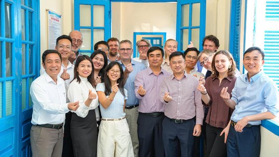 Gruppenfoto von mehreren Personen