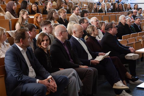 Abschlussfeier 2026 an der Ostfalia am Campus Salzgitter (öffnet Vergrößerung des Bildes)