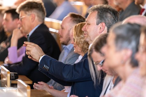Abschlussfeier 2025 an der Ostfalia am Campus Salzgitter (öffnet Vergrößerung des Bildes)