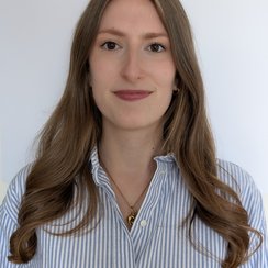 Alina Zenker B.A.