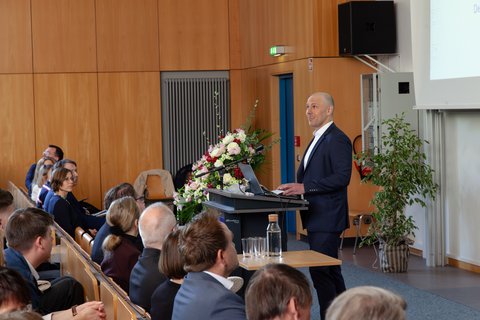 Abschlussfeier 2026 an der Ostfalia am Campus Salzgitter (öffnet Vergrößerung des Bildes)