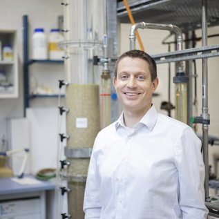 Prof. Dr. Stefan Grube