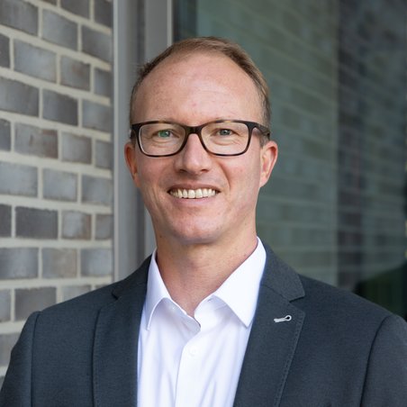 Prof. Dr.-Ing. Lasse Nielsen 
