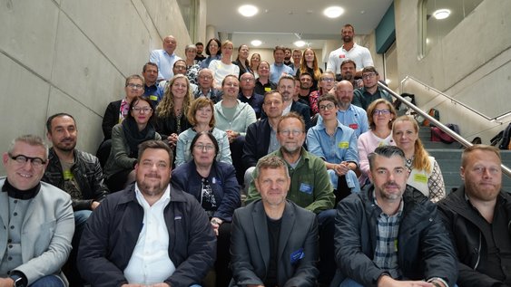 The participants of the first TOBIS network meeting discussed perspectives for digital school development at the Ostfalia campus in Wolfsburg.