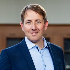 Prof. Dr. Ronny Hansmann