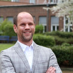 Prof. Dr. Hendrik Ernst