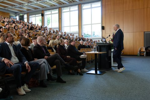 Abschlussfeier 2026 an der Ostfalia am Campus Salzgitter (öffnet Vergrößerung des Bildes)