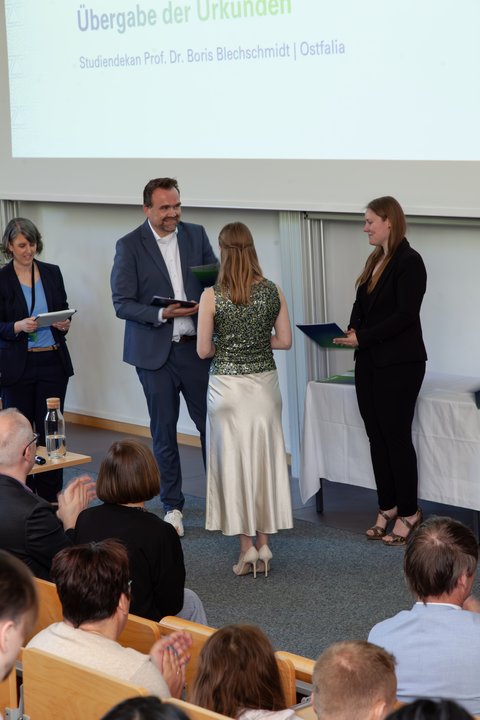 Abschlussfeier 2026 an der Ostfalia am Campus Salzgitter (öffnet Vergrößerung des Bildes)